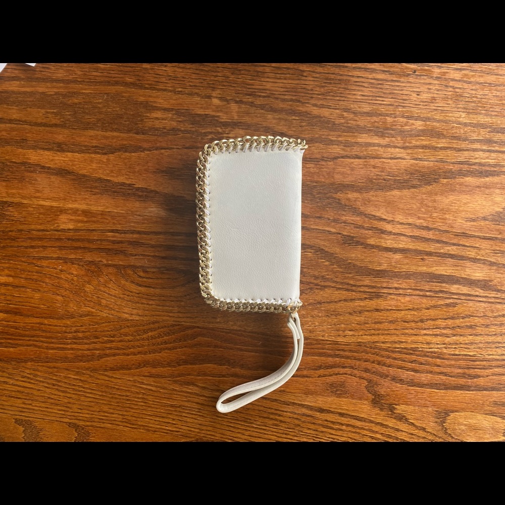 White Leather Wristlet